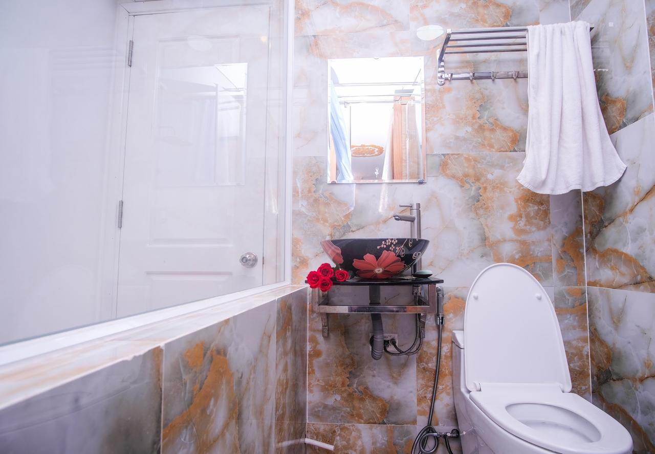 Dola Hostel Ho Chi Minh City Exterior photo